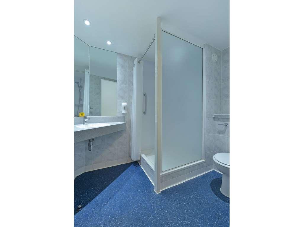 Travelodge Bournemouth Cooper Dean Oda fotoğraf