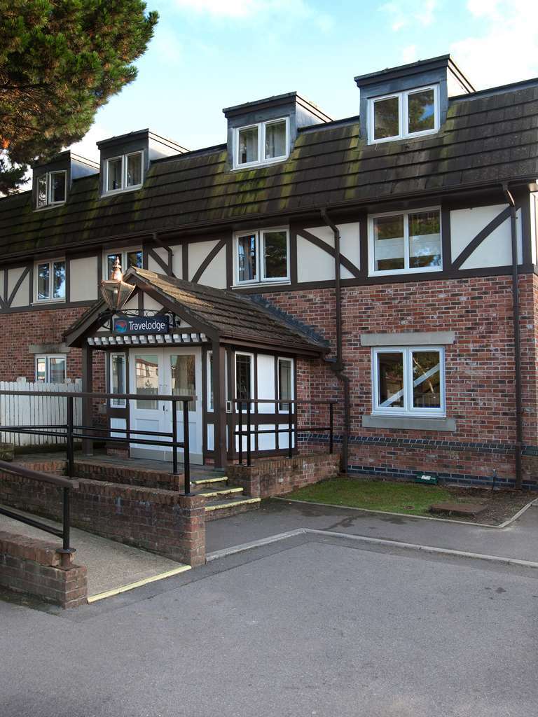 Travelodge Bournemouth Cooper Dean Dış mekan fotoğraf